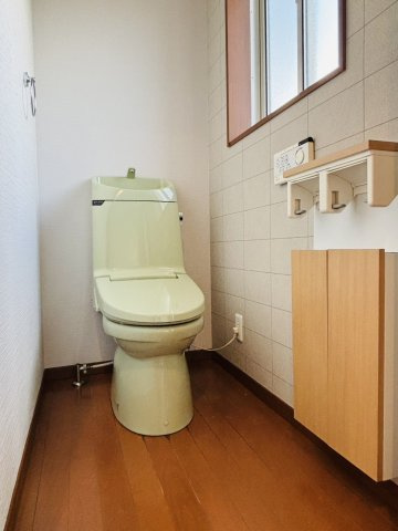 神戸市北区緑町2丁目戸建のトイレ