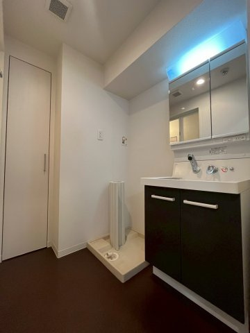 【洗面所】