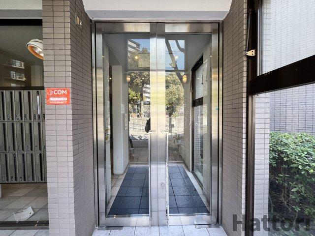 K緑地のエントランス