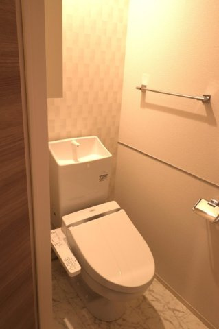 ベルネージュⅡのトイレ|ゆったりとした空間のトイレです