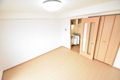 【洋室】 | ベル フルール エヌ・エス