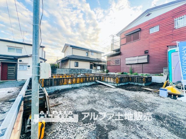 ~あきる野草花 第6~ Newly built houseの玄関|【Dimple key】
◆ディンプルキー◆鍵違いの組み合わせが1000億通り以上と多く、複製が困難で防犯性に優れている玄関キー。これ一本でエントランスから自宅まで使えて利便性も良いですね。