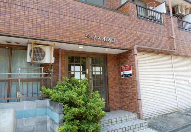 ジュネスAOKI※初期費用分割あと払いサービス利用可能物件のエントランス