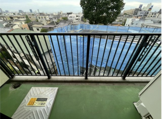 イーストガーデンのバルコニー