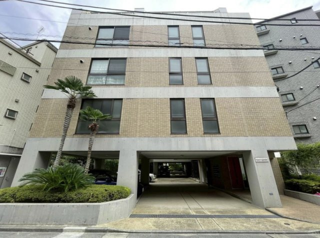 イーストガーデン