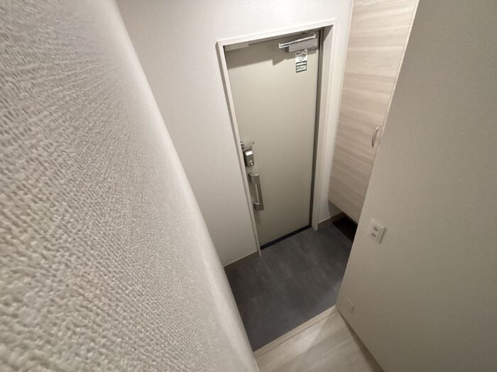 メゾン　ド　セリジエの玄関