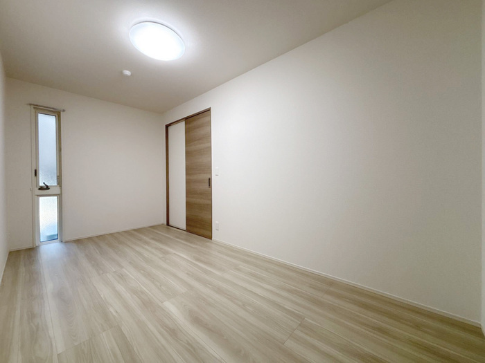 メゾン　ド　セリジエの洋室