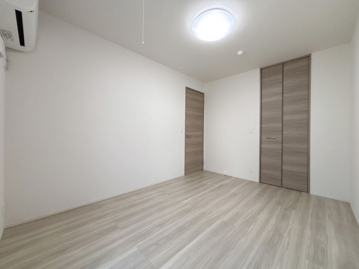 メゾン　ド　セリジエの寝室