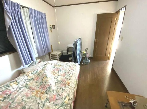 山武郡九十九里町下貝塚　中古戸建の洋室|敷地約100坪 自然豊かな環境で家庭菜園やドックランバーベキューが可能です