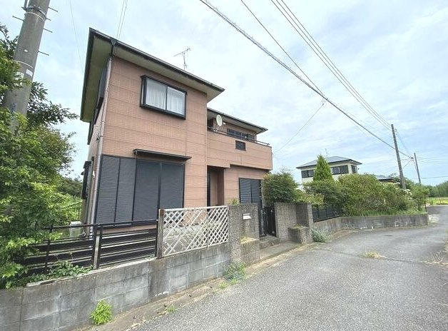 山武郡九十九里町下貝塚　中古戸建の外観|敷地約100坪 自然豊かな環境で家庭菜園やドックランバーベキューが可能です