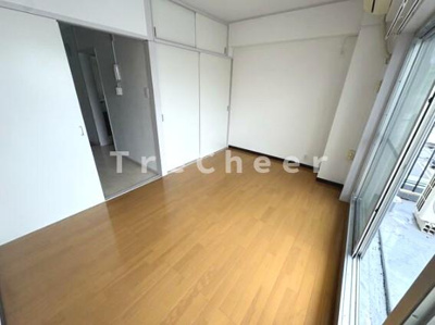 【寝室】 | リバティK