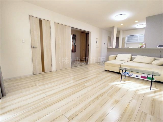 【居間・リビング】 | 坂戸市片柳 | ご家族が集まるリビングは16.0帖の広さです