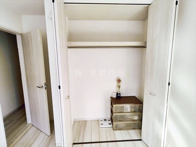 【収納】 | 坂戸市片柳 | 2階南東側6.75帖洋室の収納です