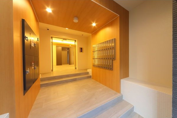 フェリスタ西条町のロビー