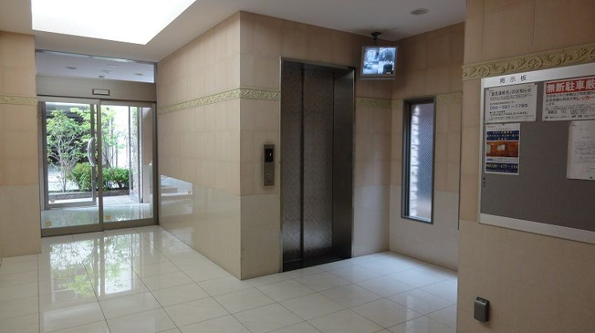 【エントランス】 | ネストピア平尾駅前