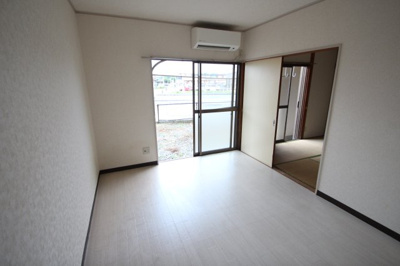 【洋室】 | 川角マンションB棟 | 洋室６帖