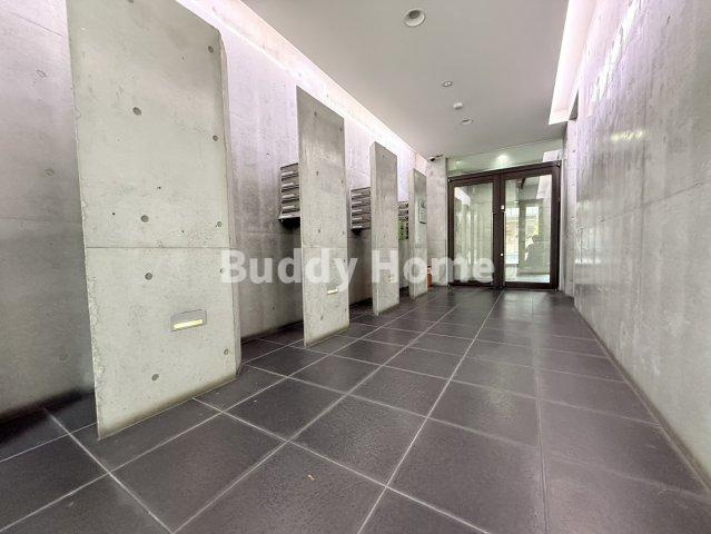 クリスタル昭和のロビー