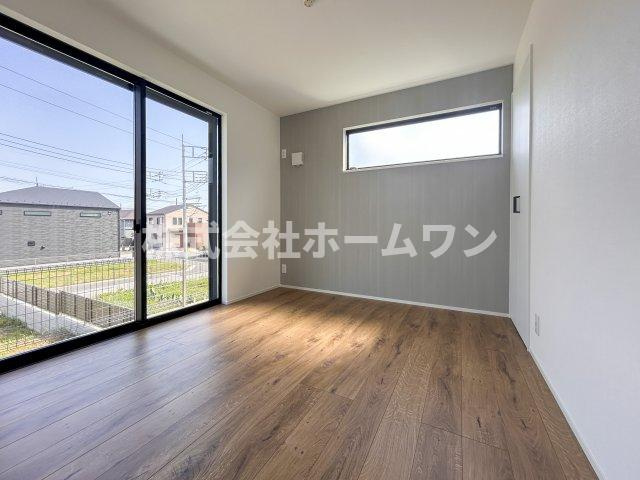 昭島市緑町2丁目　新築戸建の洋室|ゆったりした洋室です