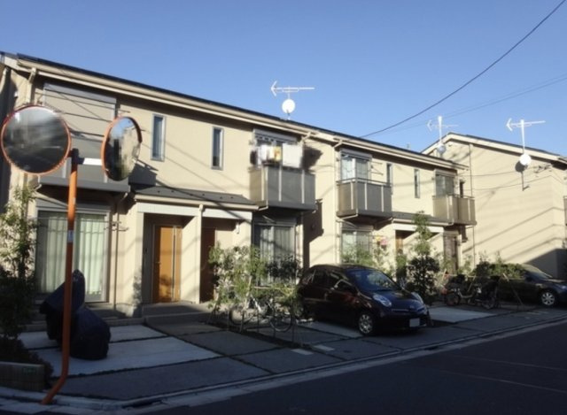 デザインコート早宮のエントランス