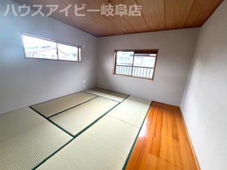 【和室】 | 大垣市新長松！再生住宅！敷地広々77坪！お車2台可能！荒崎小学校まで徒歩10分！ | 大垣市新長松！再生住宅！敷地広々77坪！お車2台可能！荒崎小学校まで徒歩10分！