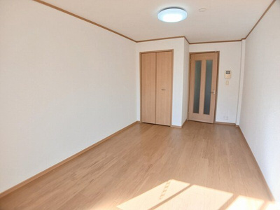 【居間・リビング】 | ハイツ　ＨＩＲＯ