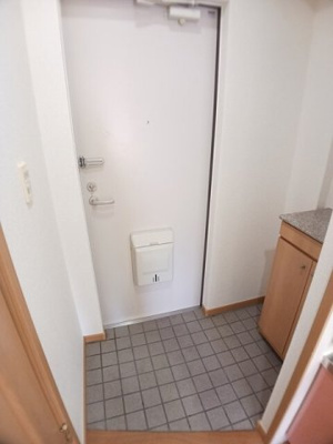 【玄関】 | ハイツ　ＨＩＲＯ