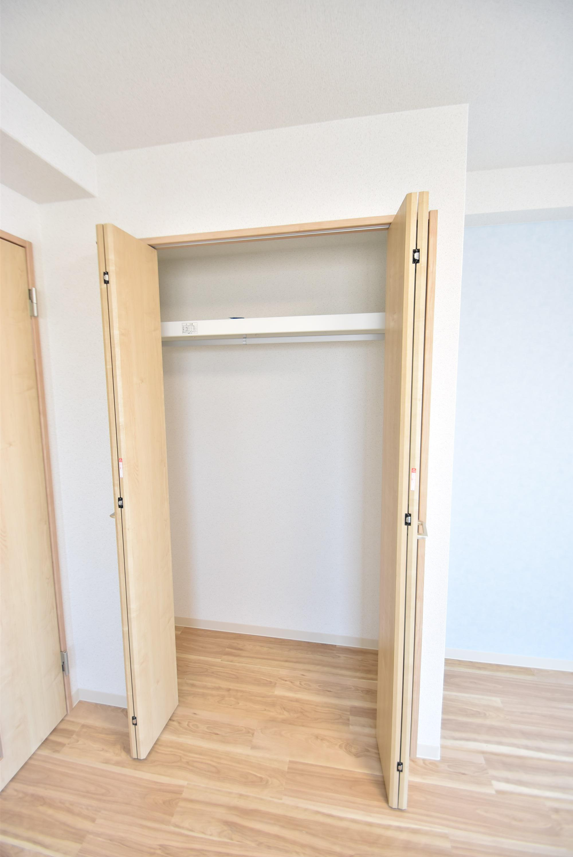 大阪市都島区都島中通２丁目の賃貸マンションの収納