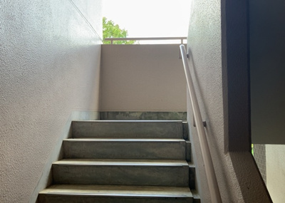 【内装】 | パークサイド南大沢 | 共用部分は、一棟の建物に住む区分所有者全員が共同で所有するとし、共用部分の管理、補修などは、区分所有者で形成される管理組合が行います。個人の判断で勝手に変更することはできませんので覚えておきましょう。