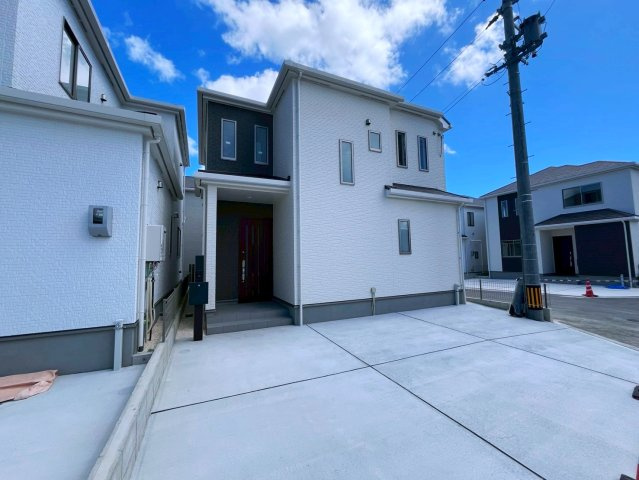 うるま市字川田の新築一戸建の外観