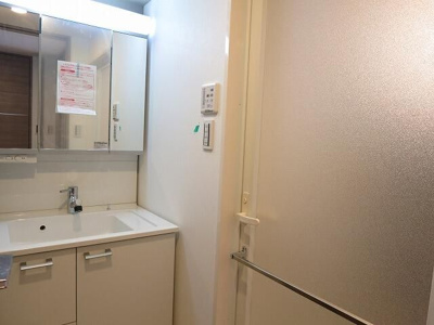 【独立洗面台】 | Valore Qualita Asakusabashi（ヴァローレクオリタアサクサバシ）