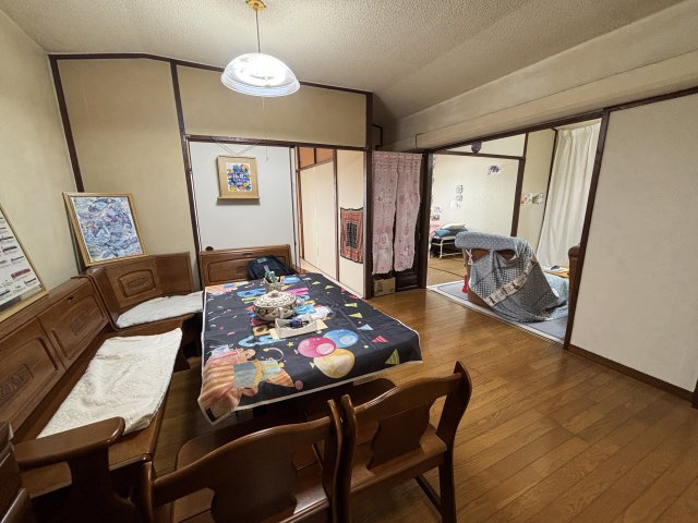 寄宮市街地分譲住宅のダイニング