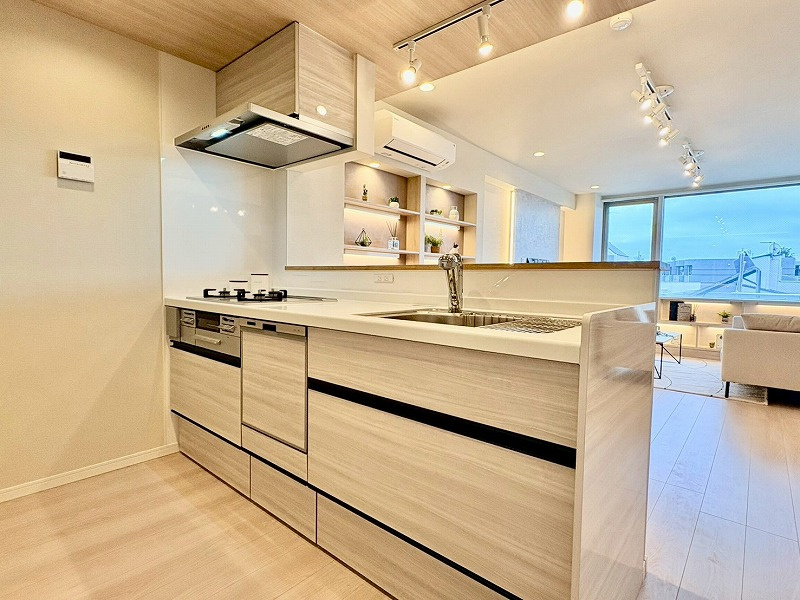 落合南長崎パークハウスの設備|宅配ボックスも設置されており、配送予定がある時も安心して外出していただけます