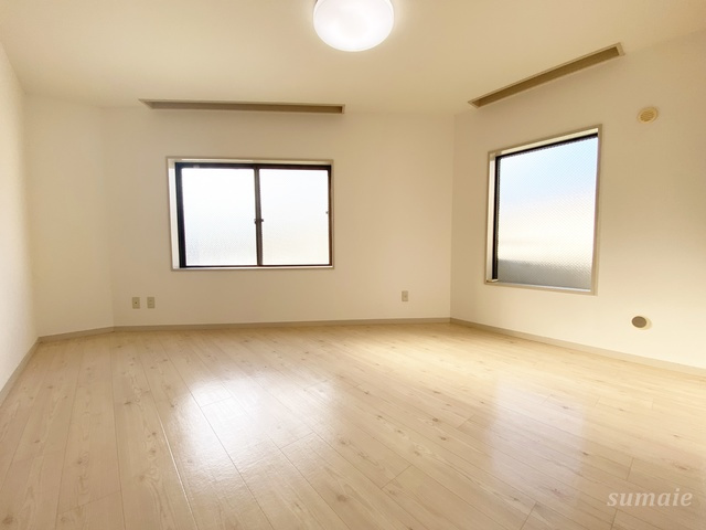 ENOUマンションの寝室|落ち着いた内装です！