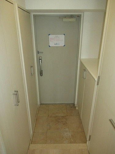 グランド・ガーラ代田橋の玄関|シューズボックスあり　前回募集時撮影2021年5月