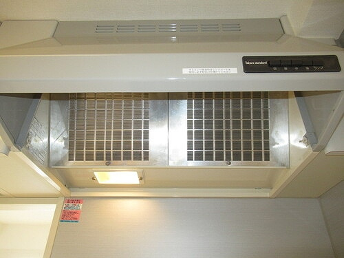 グランド・ガーラ代田橋のキッチン|レンジフード　前回募集時撮影2021年5月