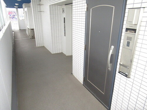 グランド・ガーラ代田橋のその他|共用廊下、玄関　前回募集時撮影2021年5月