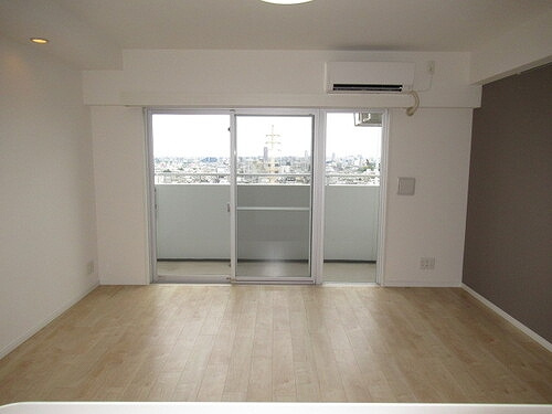 グランド・ガーラ代田橋の居間・リビング|リビング・ダイニング　前回募集時撮影2021年5月