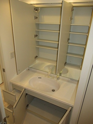 グランド・ガーラ代田橋の洗面所|洗面化粧台　前回募集時撮影2021年5月