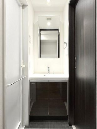 レクシード両国駅前の独立洗面台