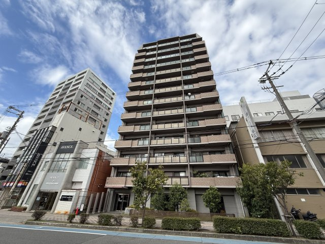 ユニライフ泉北深井駅前の外観