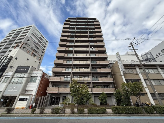 ユニライフ泉北深井駅前の外観