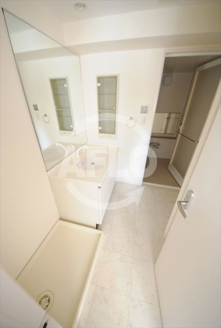 アーデン上本町　真田山小学校区の洗面所|アーデン上本町　洗面脱衣所