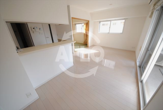 アーデン上本町　真田山小学校区の居間・リビング|アーデン上本町　リビング