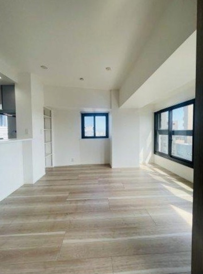 【居間・リビング】 | ローズアべニュー西巣鴨 | 家族とのコミュニケーションを促進する拘り設計。快適な居住空間を演出し、都市型生活をより潤いある時間へ代えてくれます。