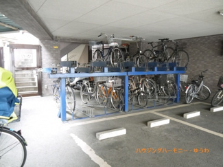 【その他共用部分】 | 建物内に、専用駐輪場があります。
