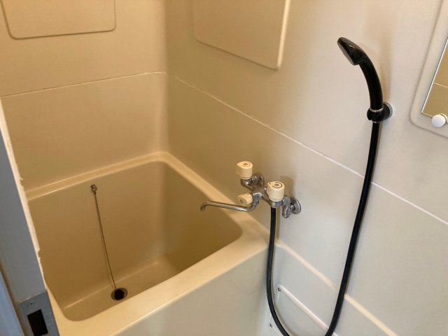 ライジングハラダの浴室|きれいなお風呂です