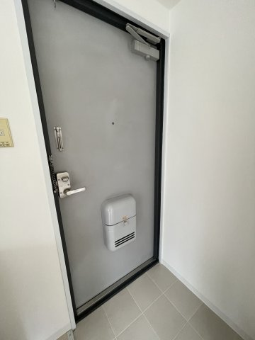 グレイシーF.Kの玄関|明るい玄関です