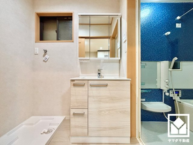 伏見区革屋町の独立洗面台
