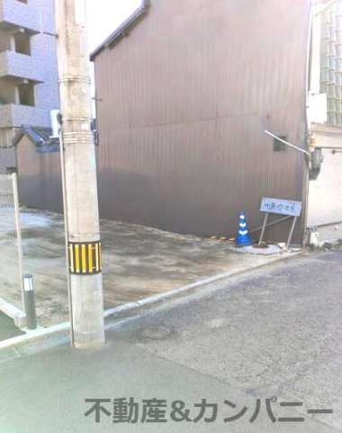 松山市三番町２丁目の売地の前面道路含む現地写真|前面道路含む現地写真です