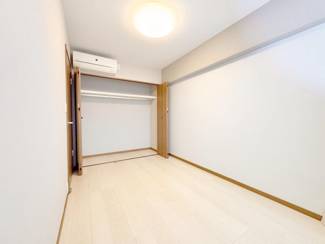 草加スカイハイツの収納